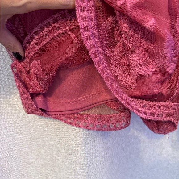 Floral Embroidered Romper Shorts - Picture 5 of 16